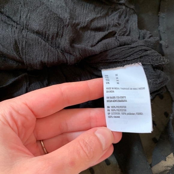 American Eagle Black Embroidered Floral Swiss Dot - Picture 6 of 8